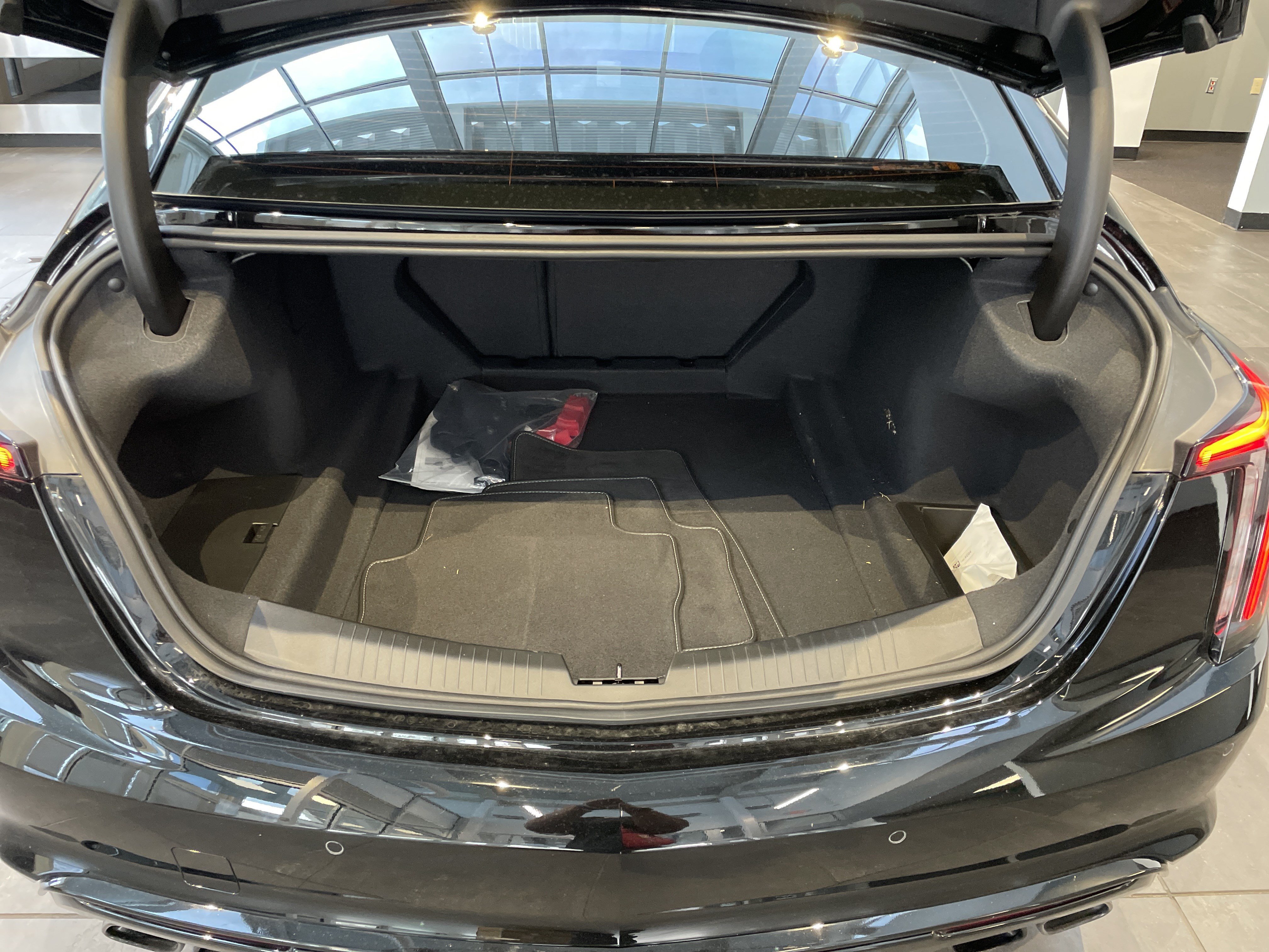 Used 2026 Cadillac CT5 V Blackwing w/ Super Cruise 1 Package RWD image 39