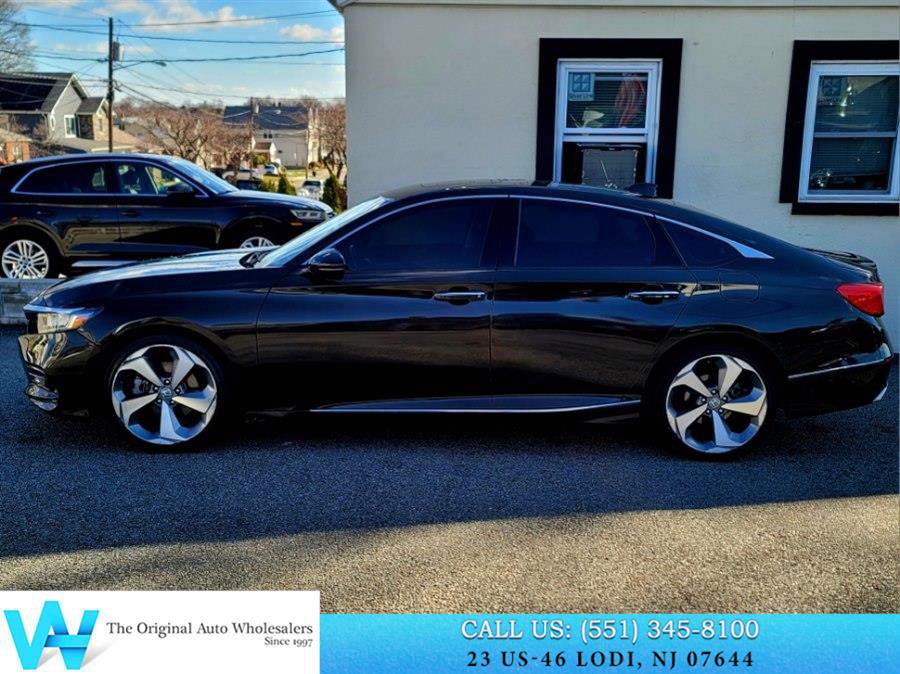 Used 2018 Honda Accord Touring image 7