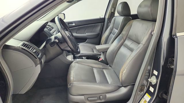 Used 2005 Honda Accord EX-L image 10