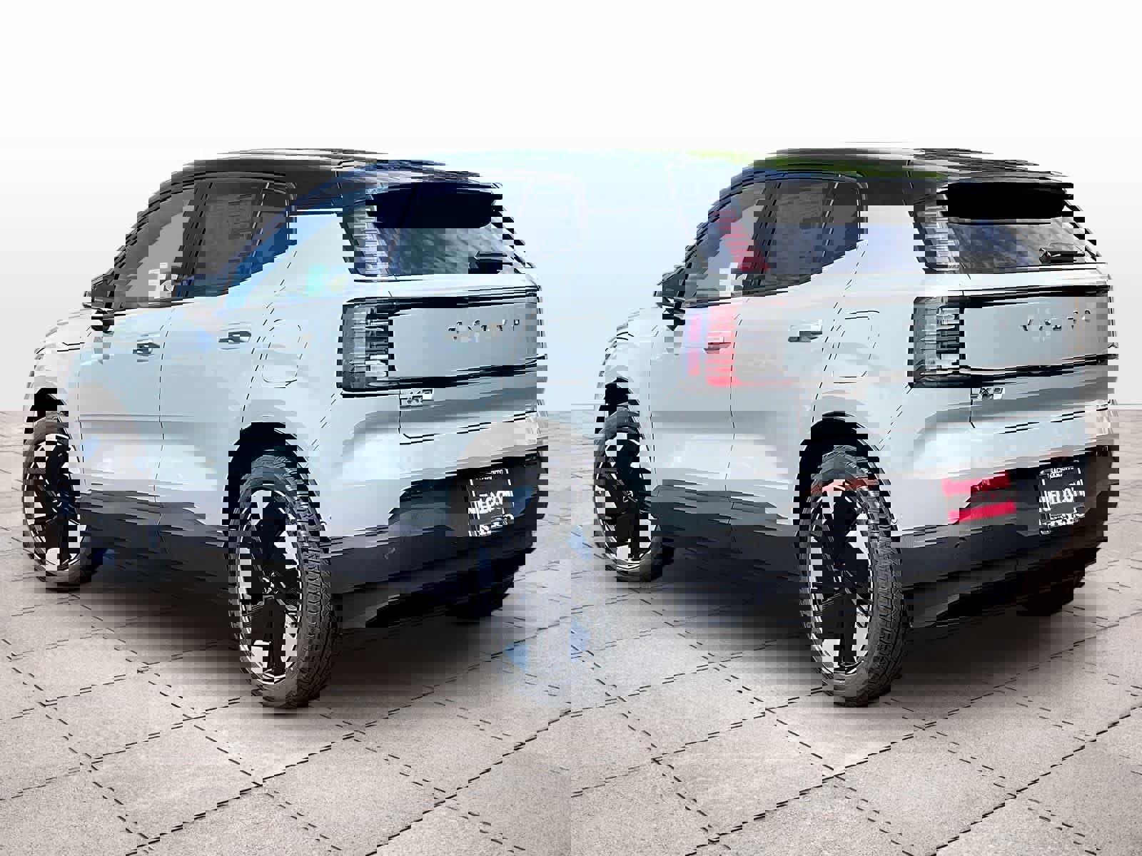 New 2026 Volvo EX30 Ultra w/ Climate Package image 3