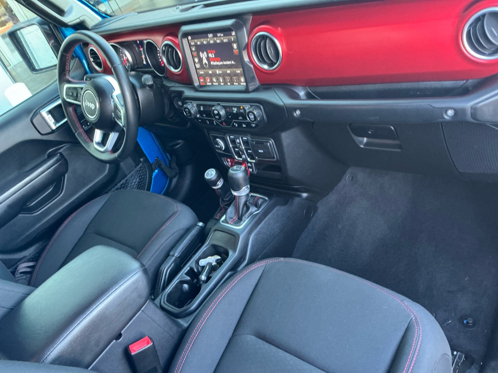 Used 2020 Jeep Gladiator Rubicon AWD/4WD image 20
