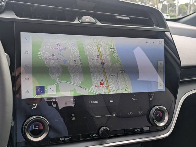 Used 2025 Lexus RZ 450e image 22