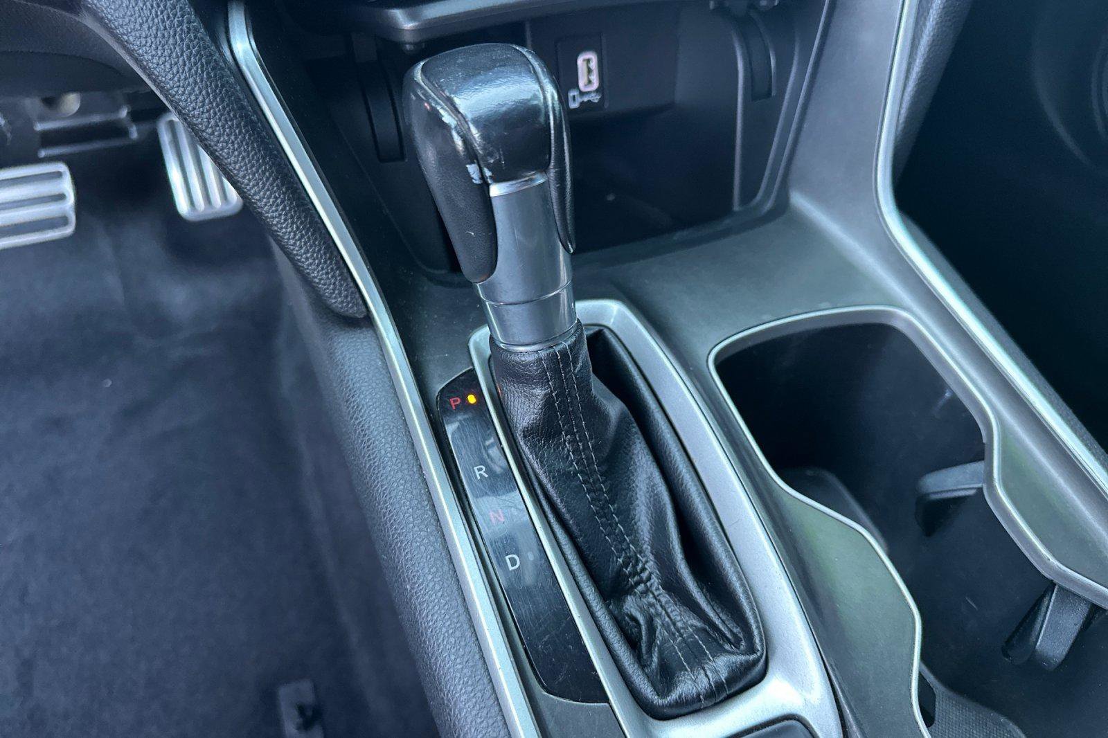 Used 2018 Honda Accord Sport image 26