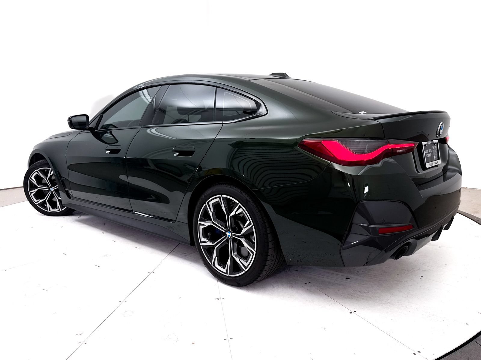 Used 2023 BMW 430i Gran Coupe w/ M Sport Package RWD image 2