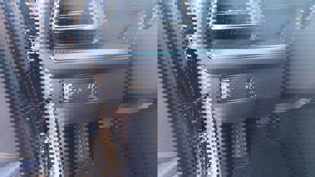 New 2026 Chevrolet Traverse LT w/ Sun and Wheel Package image 21