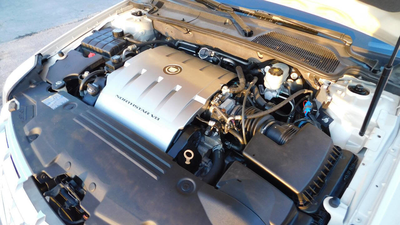 Used 2011 Cadillac DTS FWD image 47