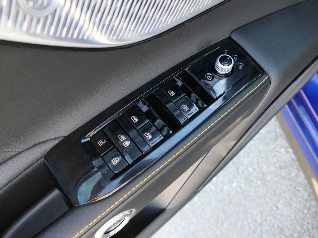 Used 2024 Maserati Grecale Trofeo AWD/4WD image 13
