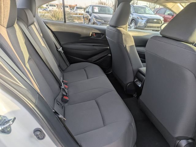 Used 2025 Toyota Corolla LE image 26