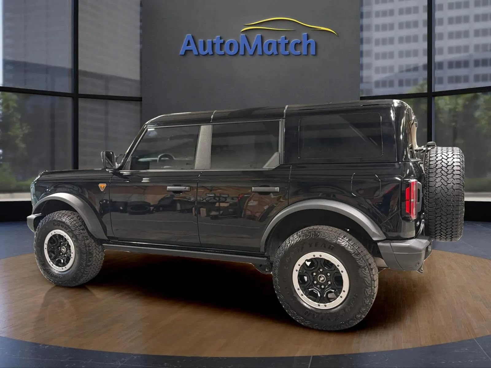 Used 2025 Ford Bronco Badlands AWD/4WD image 8