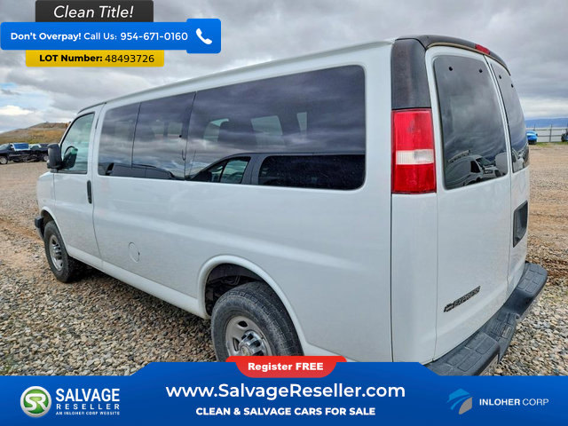 Used 2020 Chevrolet Express 2500 LT w/ LT Preferred Equipment Group RWD image 3