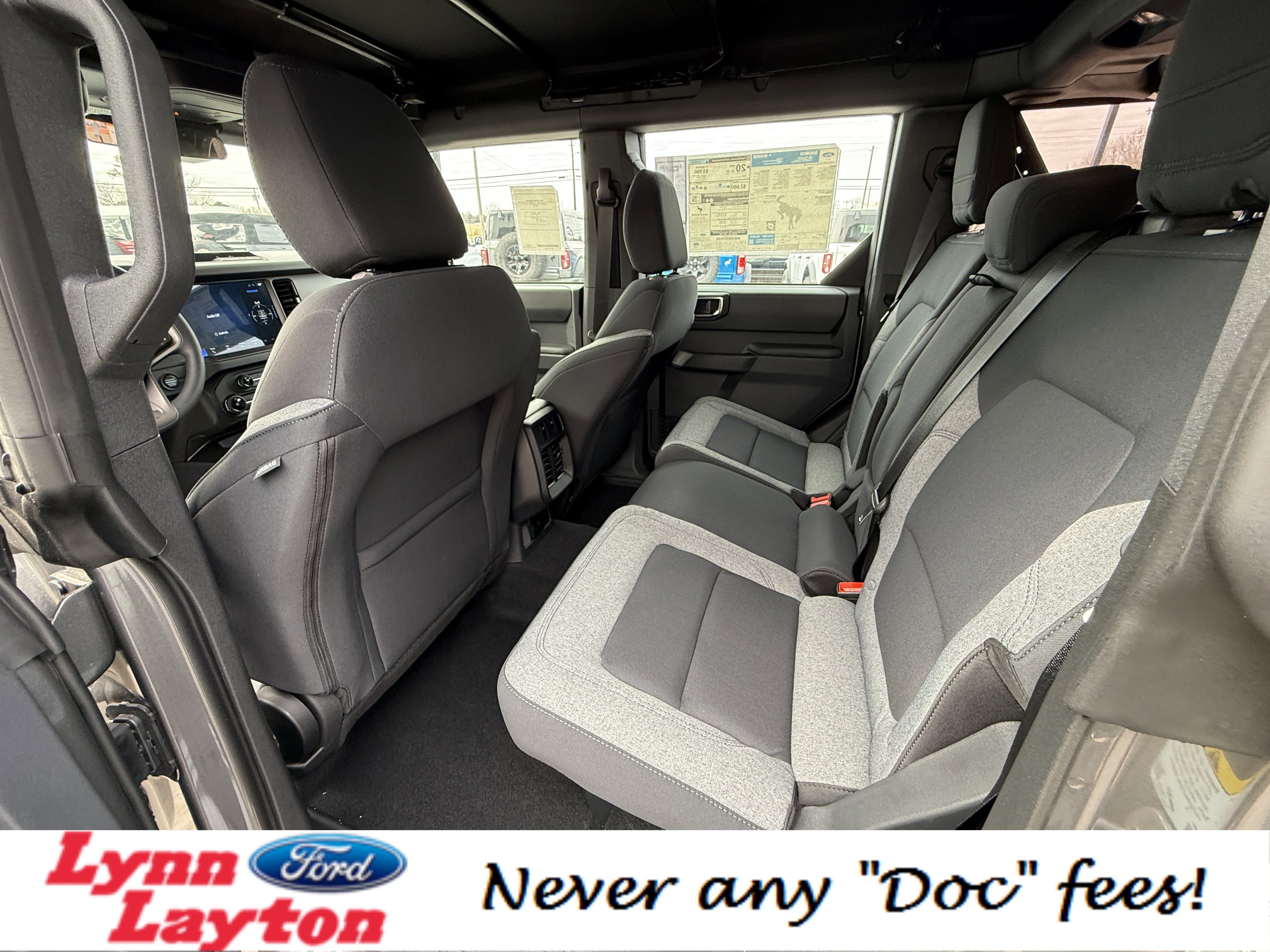New 2025 Ford Bronco 4-Door image 10