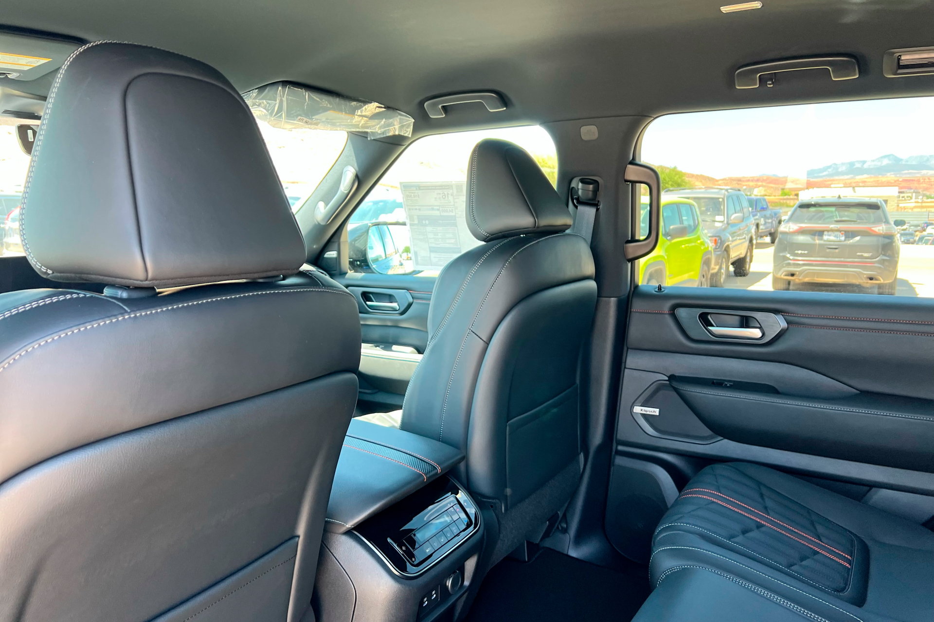 New 2025 Nissan Armada PRO-4X AWD/4WD image 19