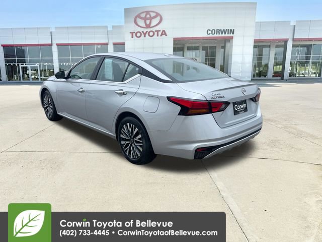 Used 2024 Nissan Altima 2.5 SV image 3