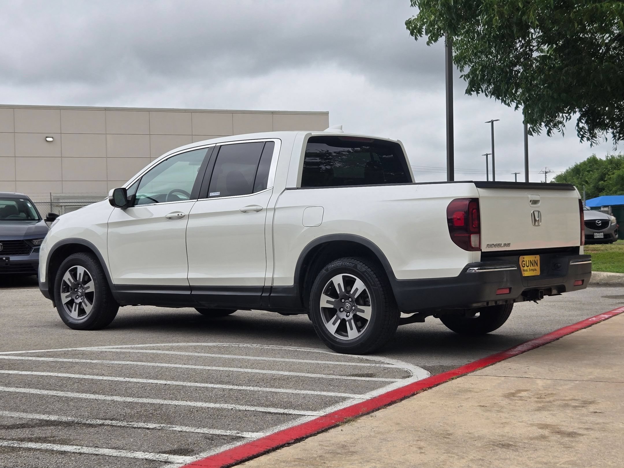Used 2017 Honda Ridgeline RTL image 5