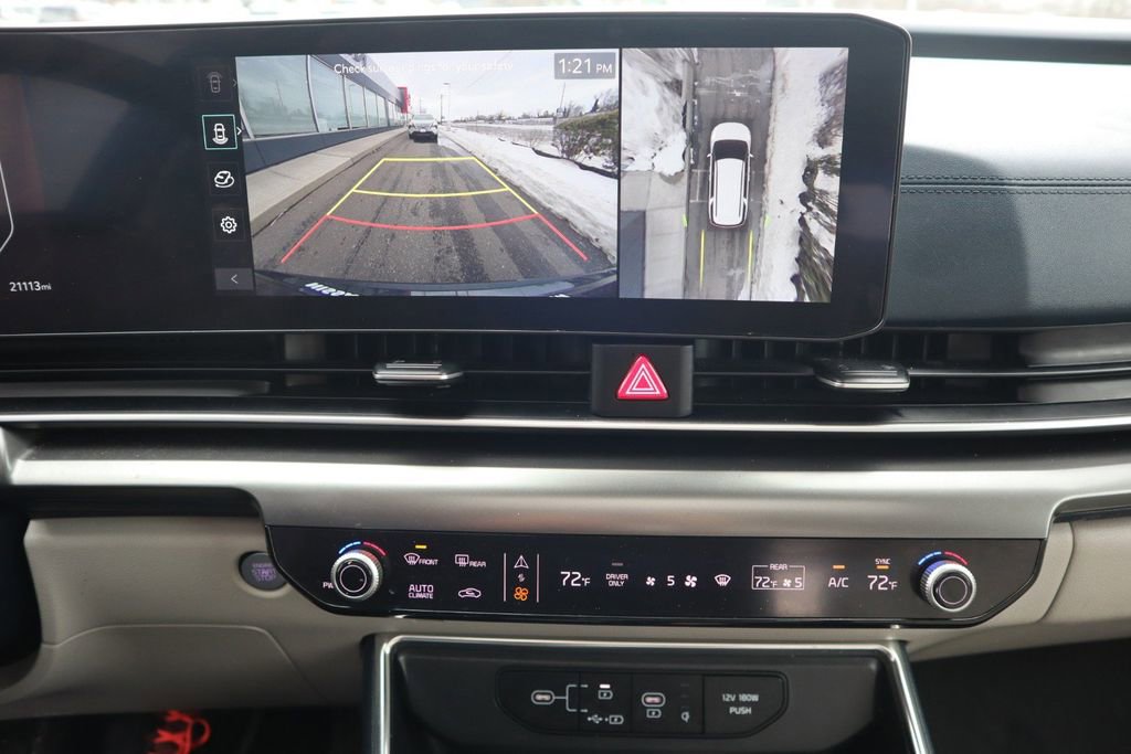 Used 2025 Kia Carnival SX FWD image 23