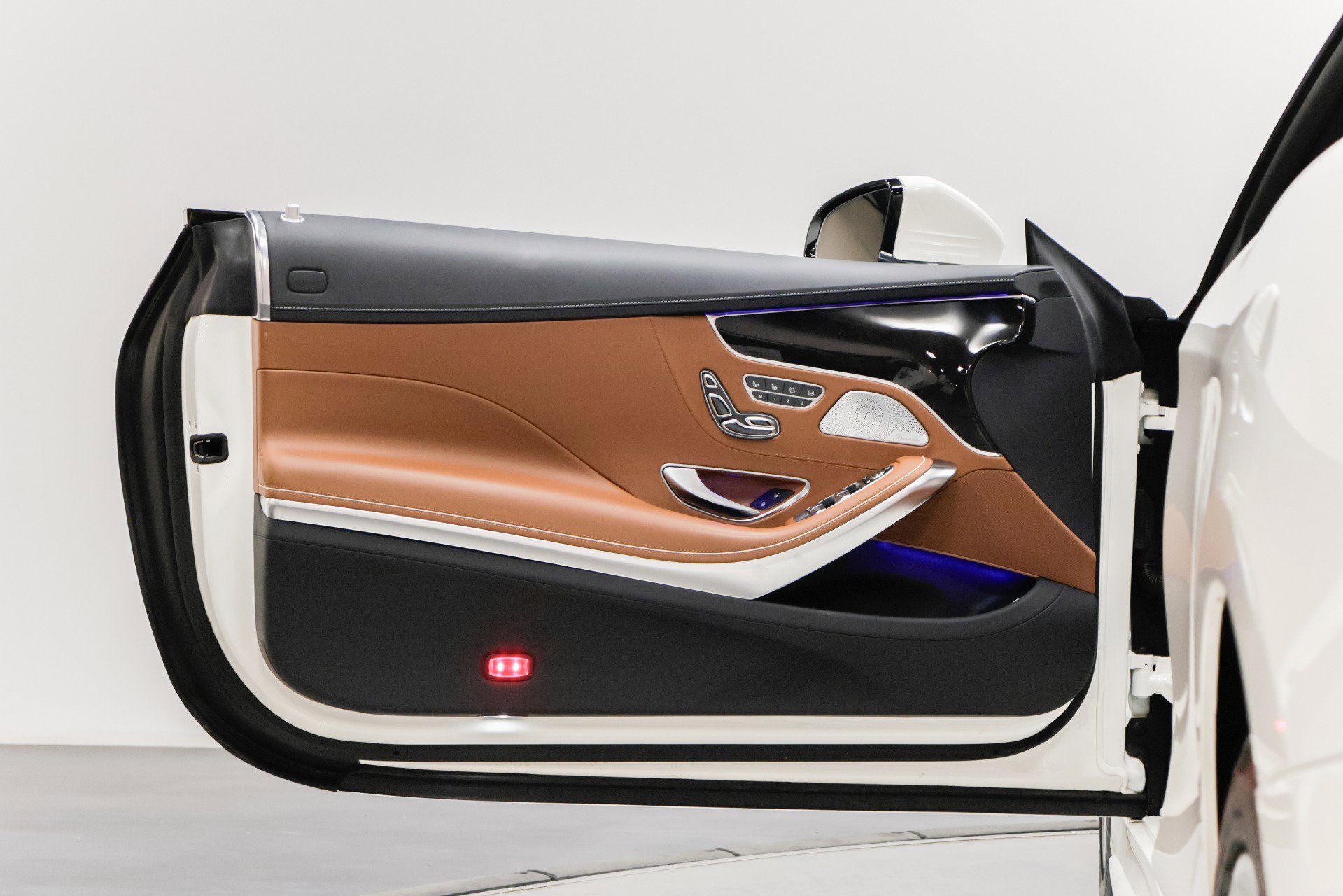 Used 2017 Mercedes-Benz S 550 Cabriolet w/ Sport Package image 25