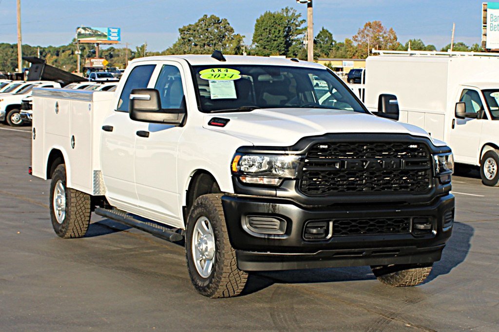 Used 2024 RAM 2500 Tradesman AWD/4WD image 3