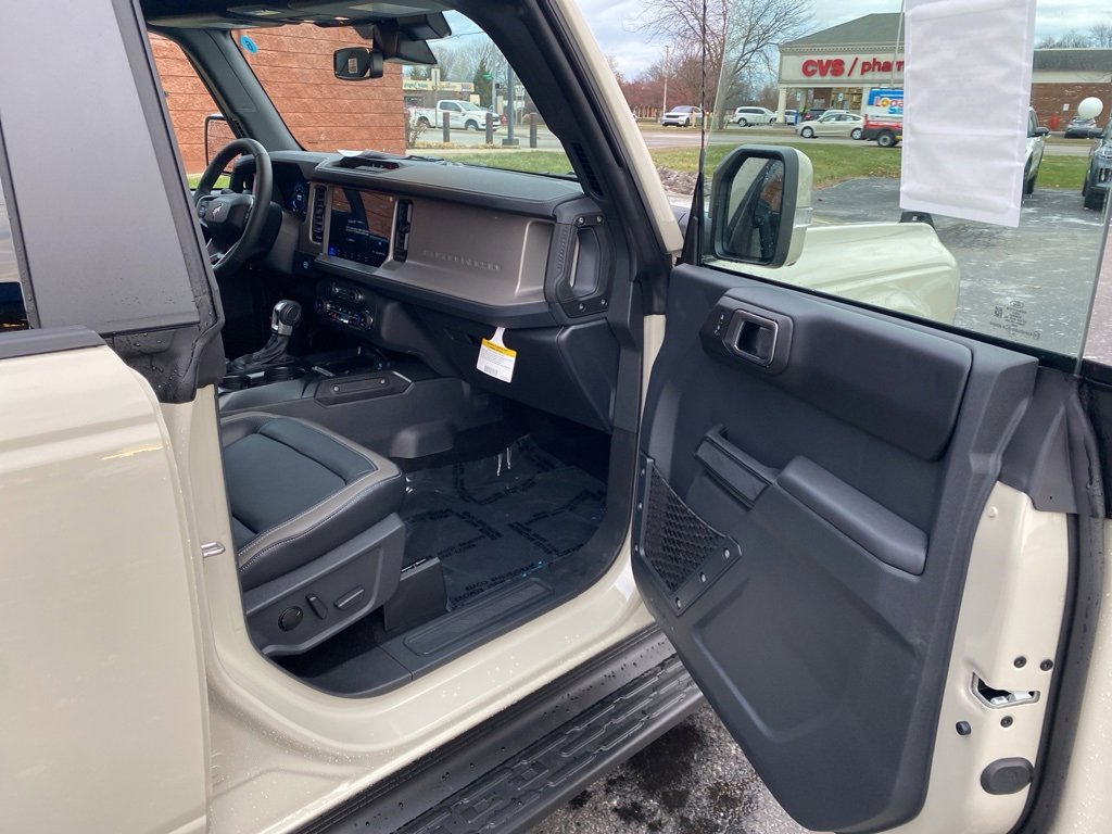 New 2025 Ford Bronco Outer Banks image 22