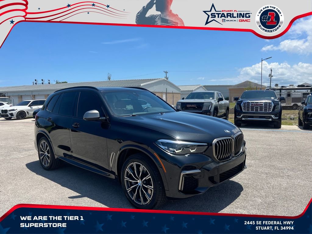 Used 2022 BMW X5 M50i w/ Parking Assistance Package AWD/4WD image 2
