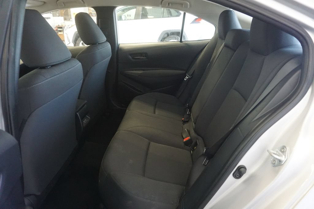 Used 2024 Toyota Corolla LE FWD image 17