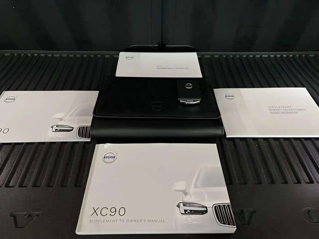 Used 2020 Volvo XC90 T5 Momentum image 25