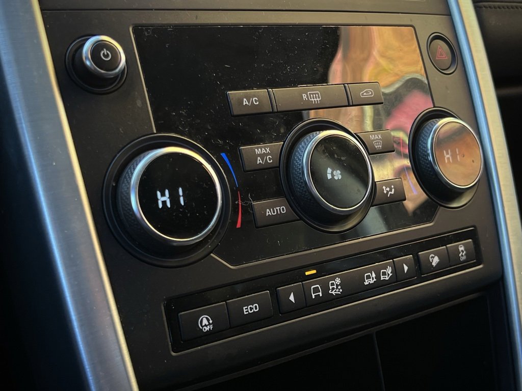 Used 2019 Land Rover Discovery Sport SE image 46