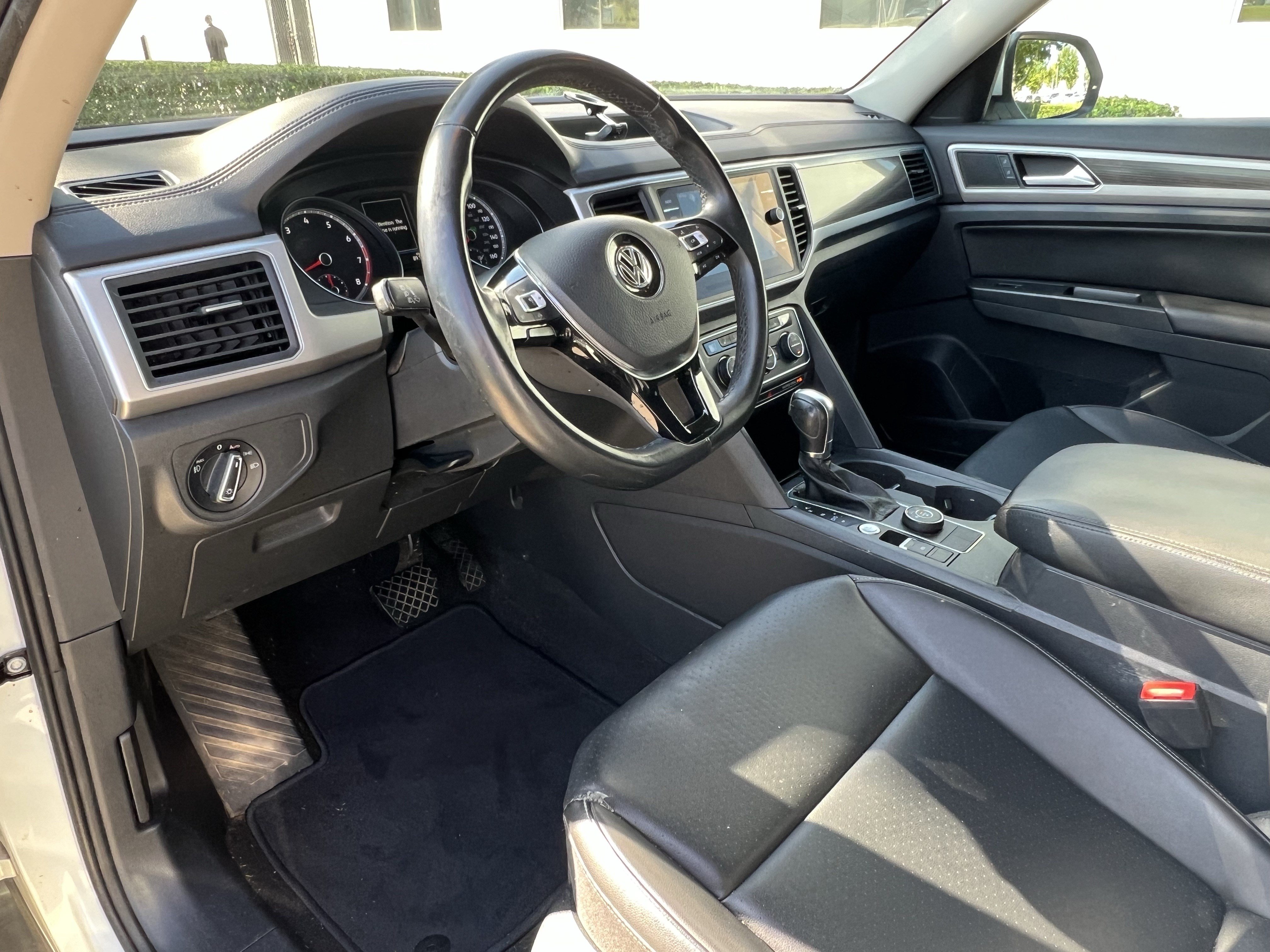 Used 2019 Volkswagen Atlas SE w/ Towing Package AWD/4WD image 17