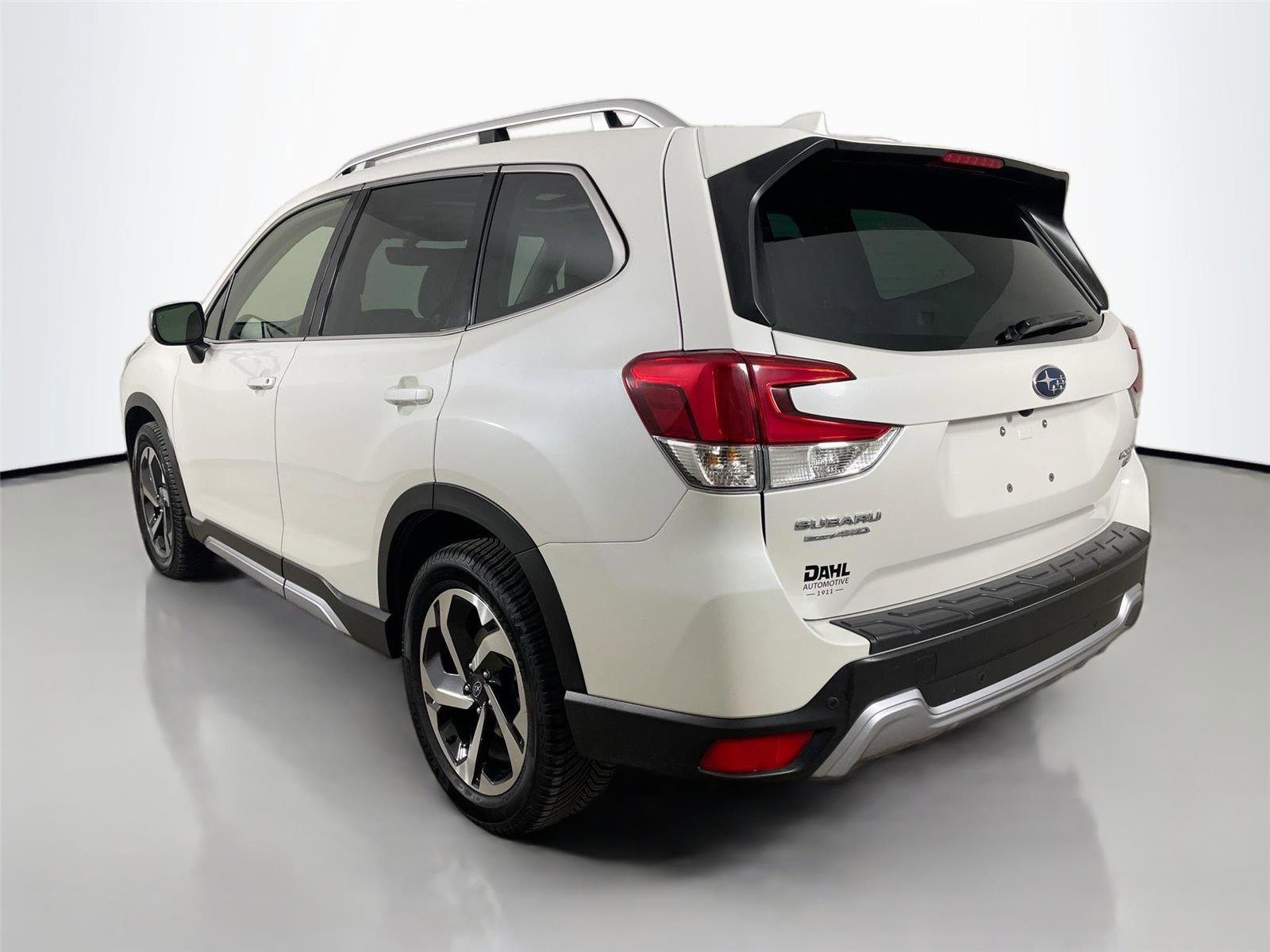 Used 2023 Subaru Forester Touring AWD/4WD image 10