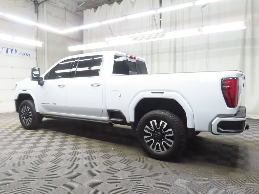 Used 2026 GMC Sierra 2500 Denali w/ Denali Reserve Package AWD/4WD image 5