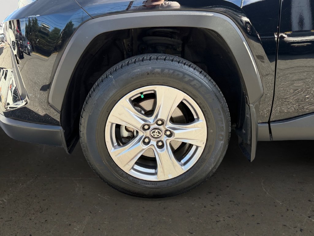 Used 2023 Toyota RAV4 XLE w/ Convenience Package AWD/4WD image 27