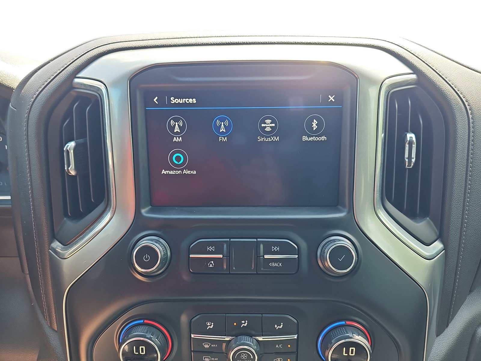 Used 2019 Chevrolet Silverado 1500 RST w/ All-Star Edition AWD/4WD image 18