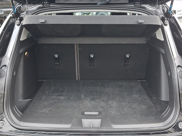 Used 2024 Chevrolet Trax ACTIV w/ Sunroof Package FWD image 31