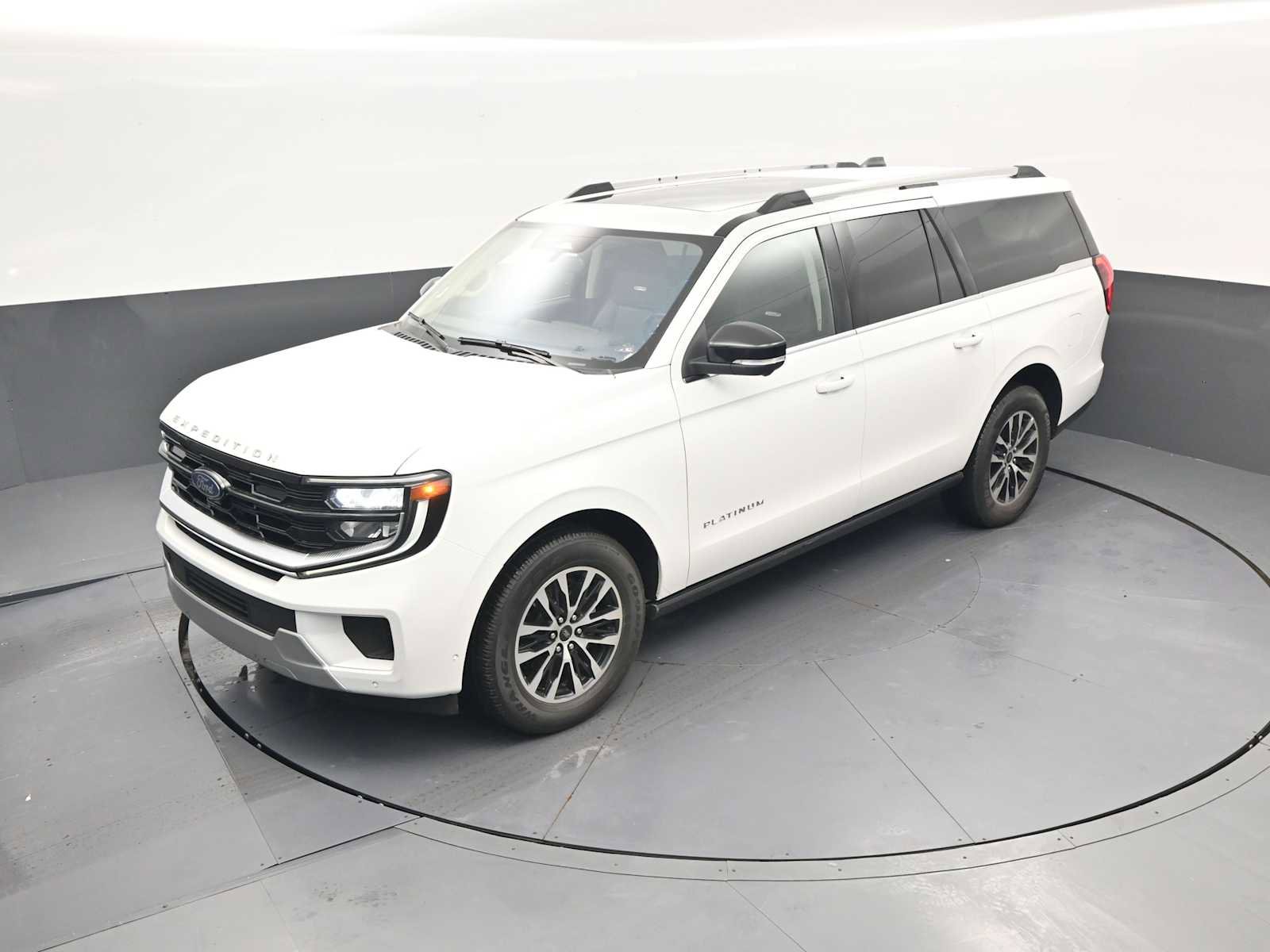 Used 2025 Ford Expedition Max Platinum AWD/4WD image 30