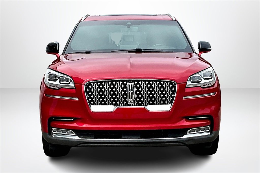 Used 2020 Lincoln Aviator Reserve w/ Equipment Group 202A image 2