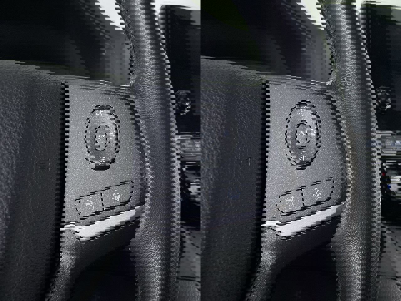 Used 2023 Honda Odyssey EX-L image 26