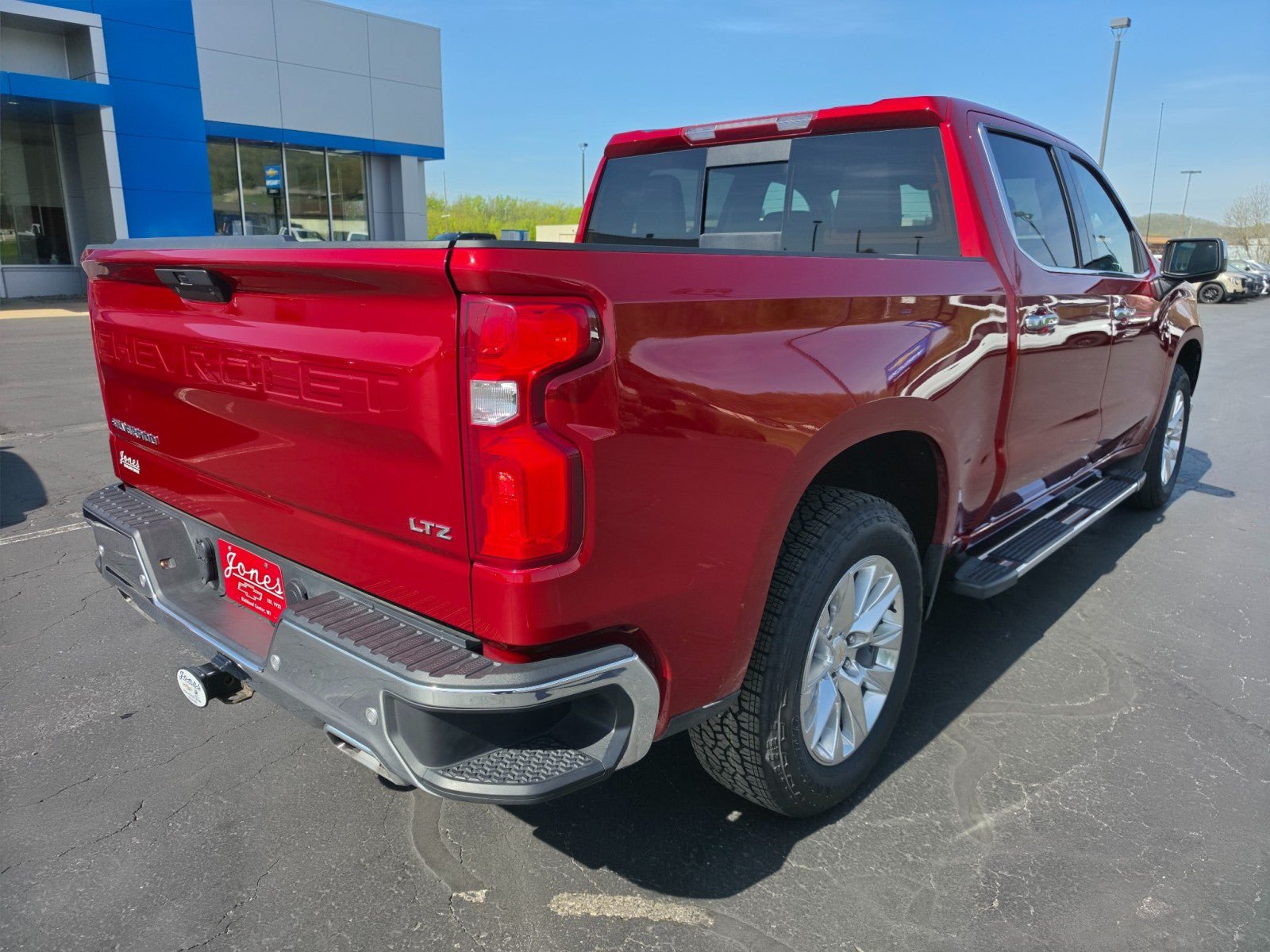 Used 2021 Chevrolet Silverado 1500 LTZ AWD/4WD image 5