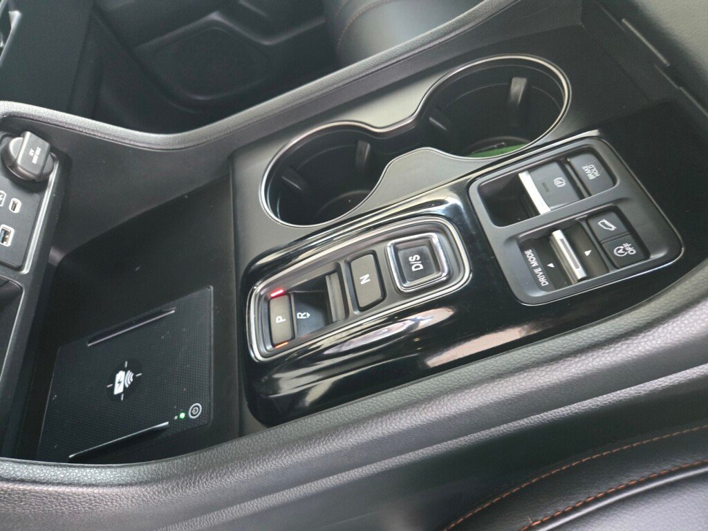 Certified 2023 Honda Pilot TrailSport image 17