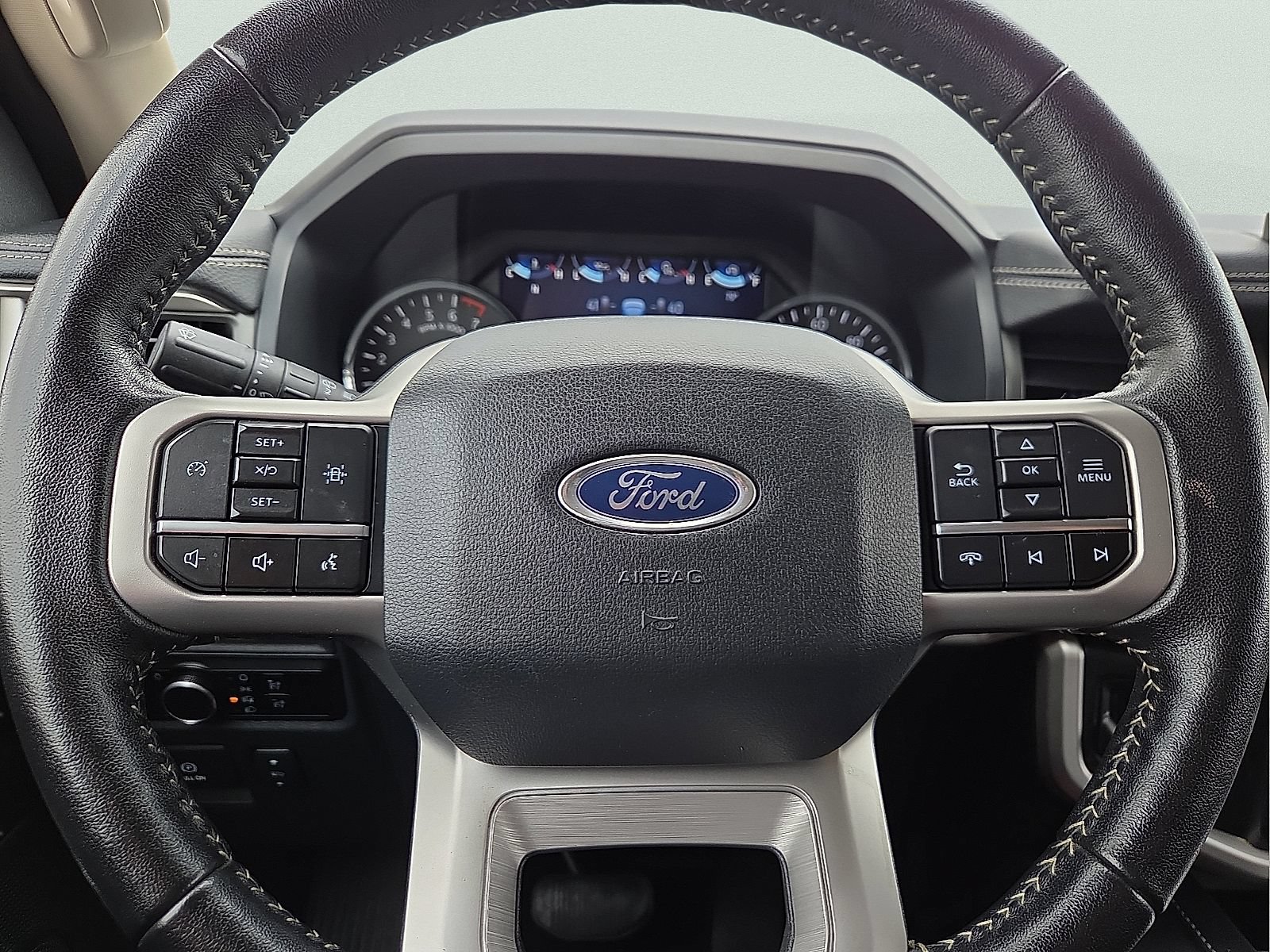 Used 2024 Ford Expedition Max XLT AWD/4WD image 24