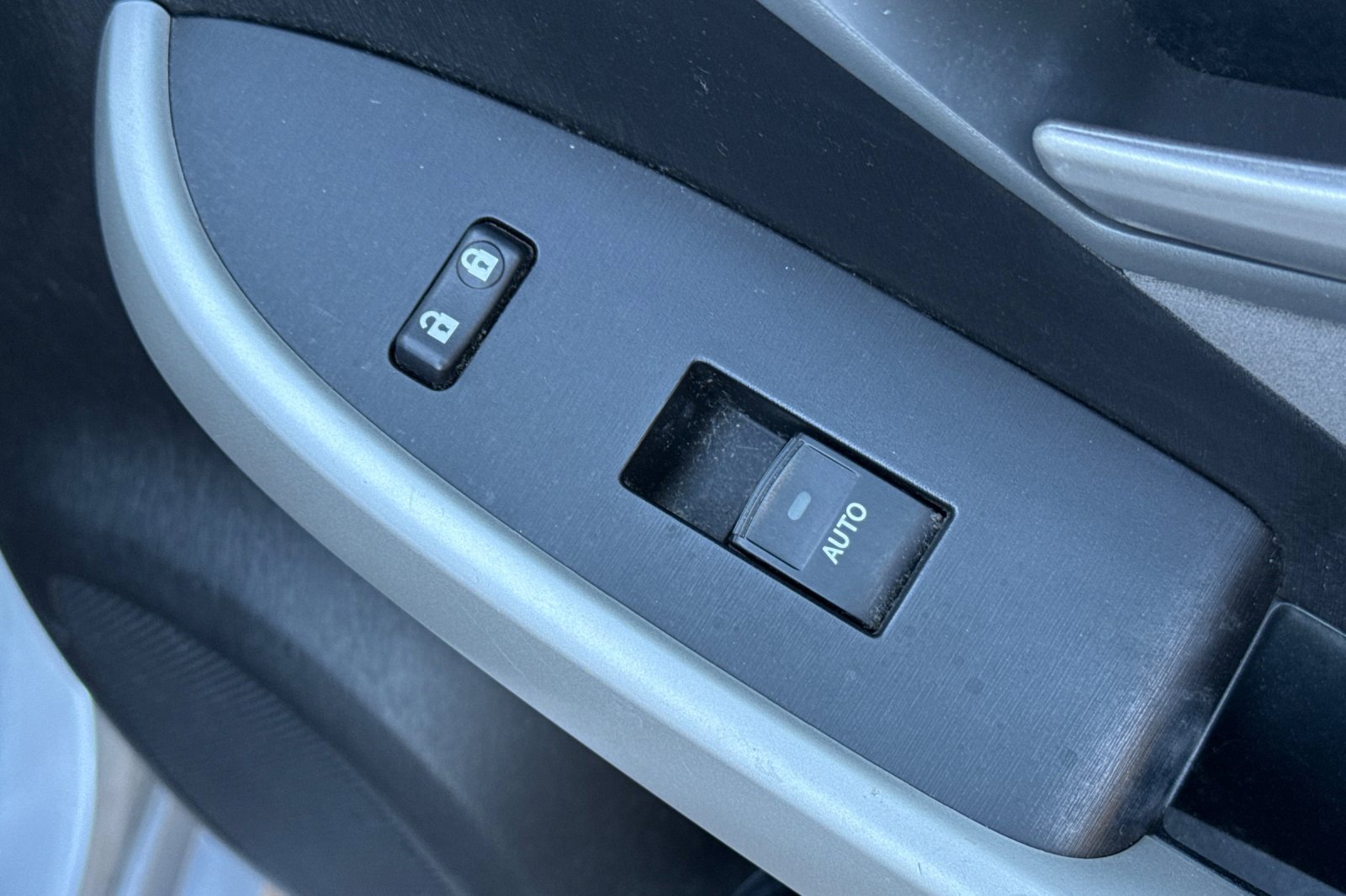 Used 2012 Toyota Prius Three image 22