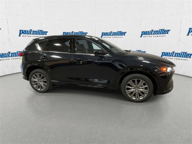 New 2025 MAZDA CX-5 Signature image 13