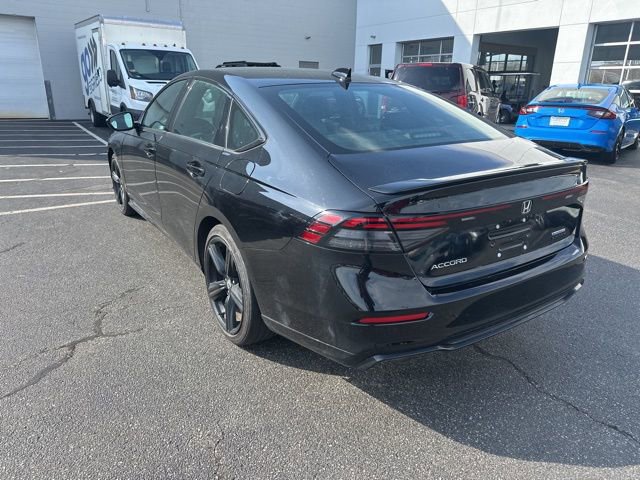 Used 2024 Honda Accord Sport image 3