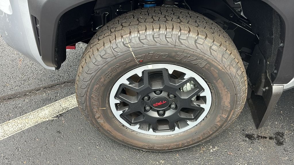 New 2026 Toyota Tacoma TRD Off-Road w/ TRD Off Road Upgrade Package AWD/4WD image 37