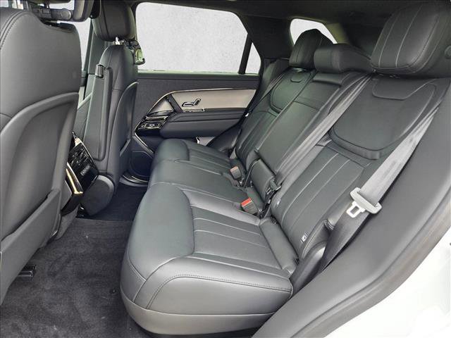 Used 2026 Land Rover Range Rover Sport Dynamic SE AWD/4WD image 15