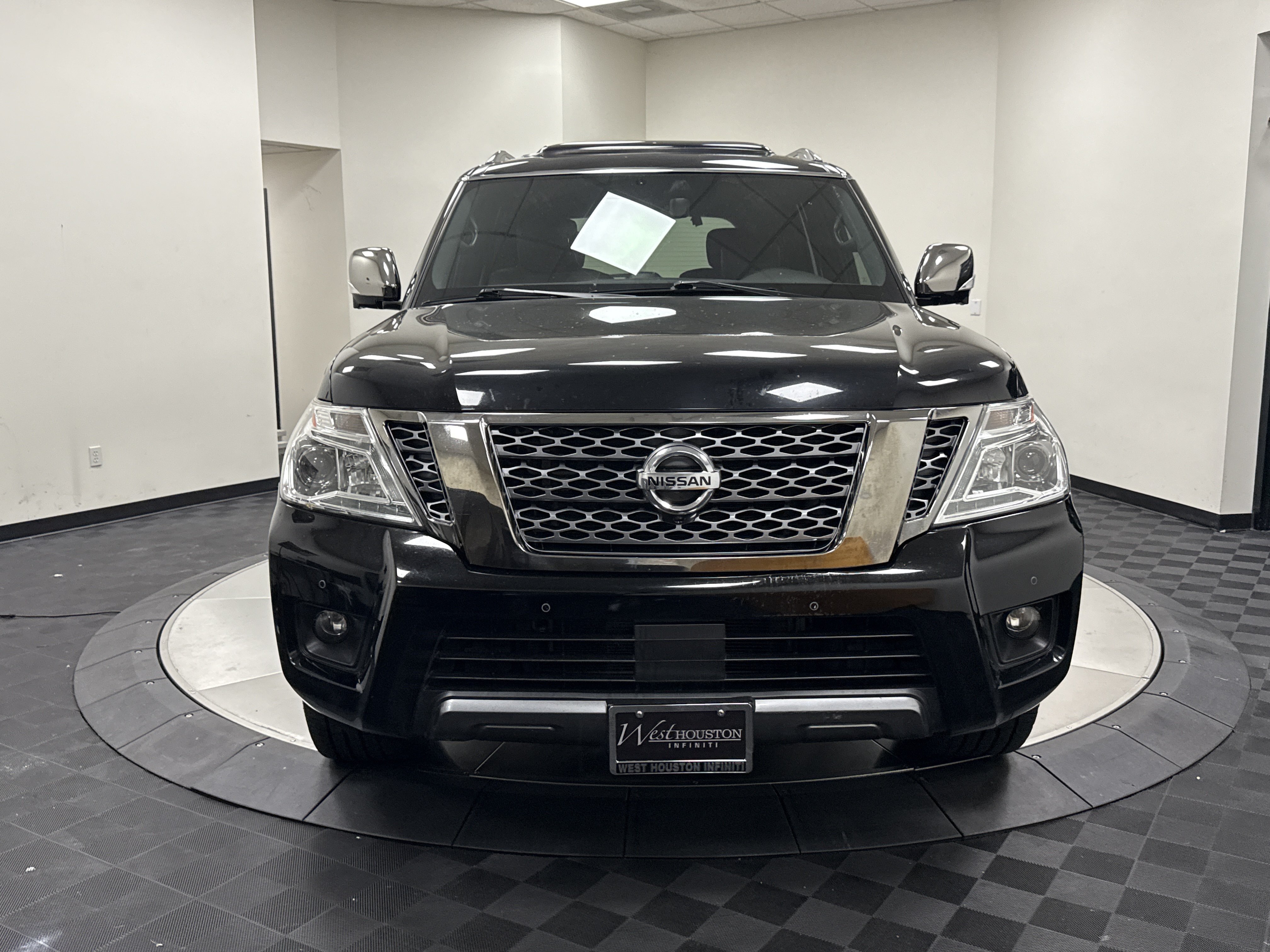 Used 2020 Nissan Armada Platinum w/ Platinum Reserve Package RWD image 2