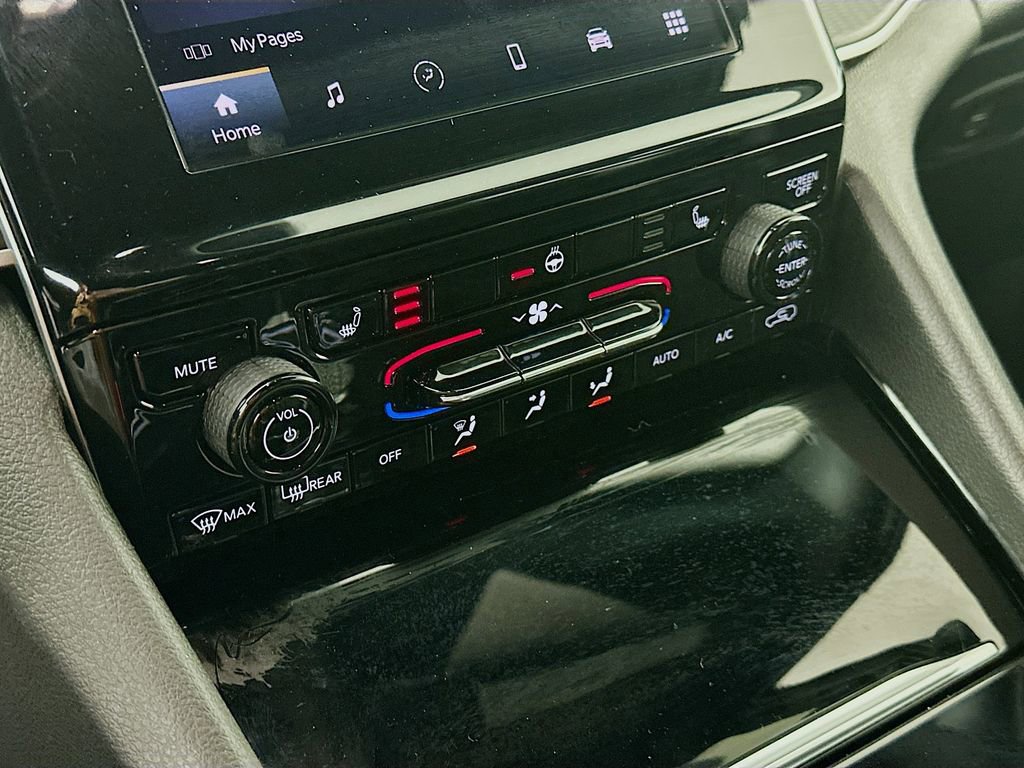 Certified 2023 Jeep Grand Cherokee L Altitude image 25