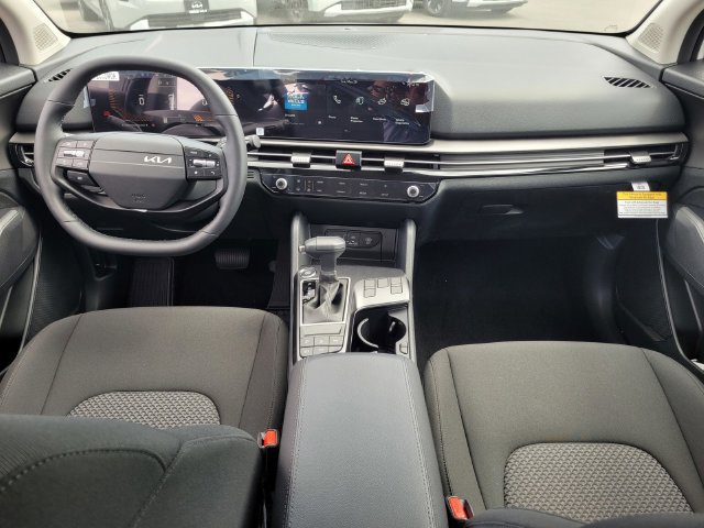 New 2026 Kia Sportage LX FWD image 8