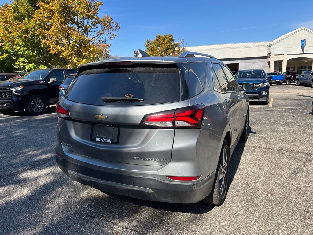 Used 2023 Chevrolet Equinox Premier AWD/4WD image 17