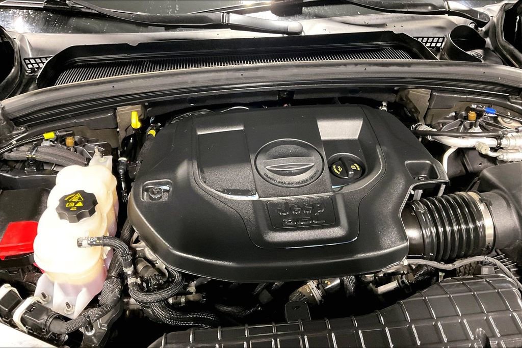 Used 2022 Jeep Grand Cherokee Overland w/ Adv Protech Group III image 42