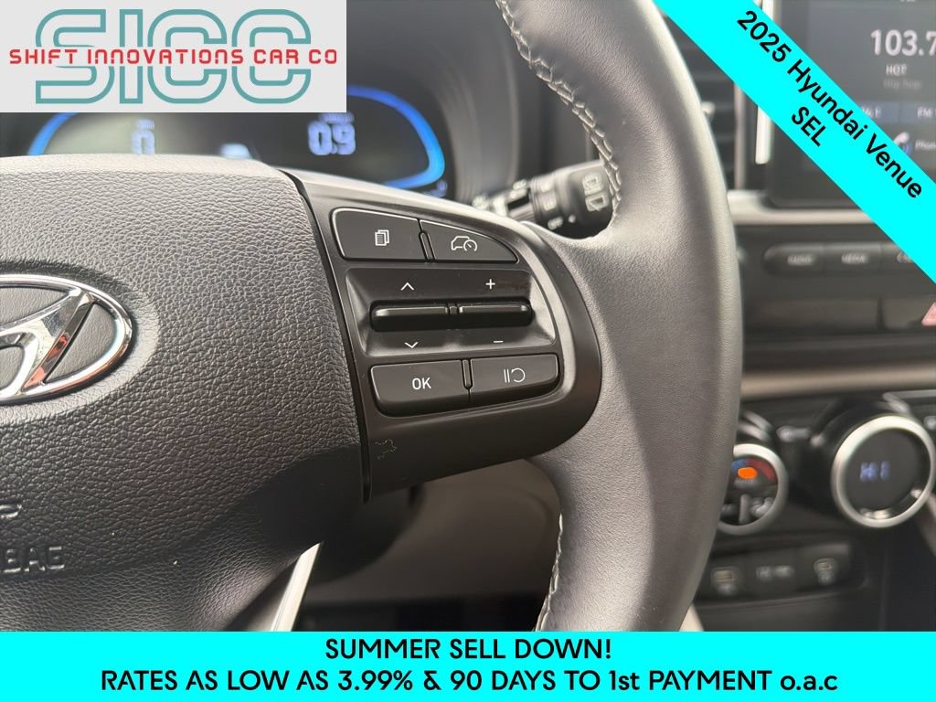 Used 2025 Hyundai Venue SEL FWD image 13