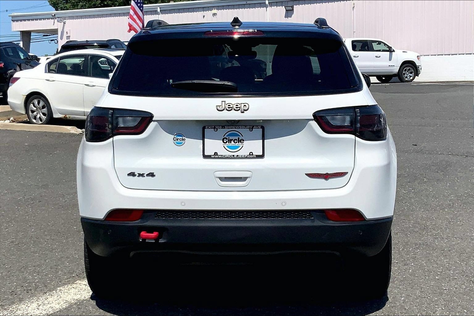 Certified 2023 Jeep Compass Trailhawk w/ Trailhawk Elite Group AWD/4WD image 4